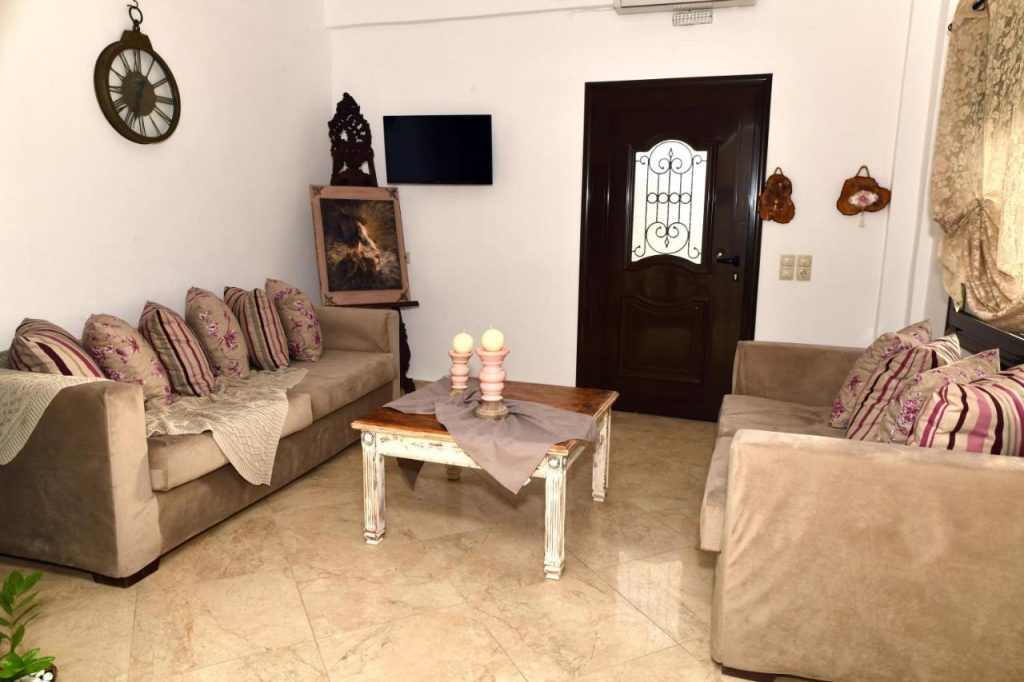 Bella Vista Apartment in Kamilari, South Crete