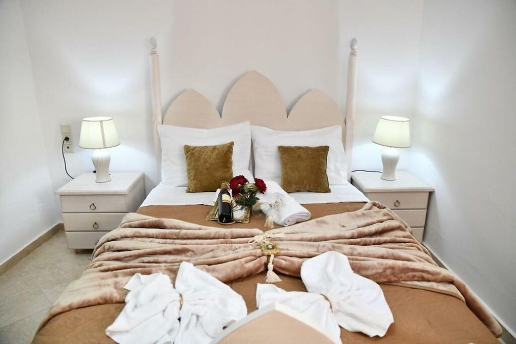 Kleopatra Apartment for rent in Kamilari, South Crete