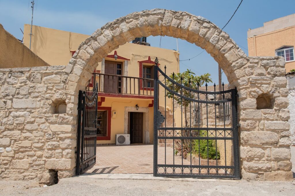 Gortis House for rent in Agii Deka South Crete