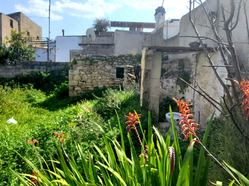 Old Stone House for sale in Sivas, South Crete