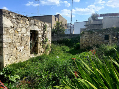 Old Stone House for sale in Sivas, South Crete
