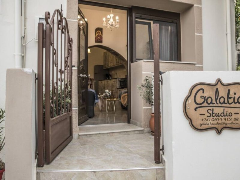 Studio Galatia for rent in Kamilari, South Crete