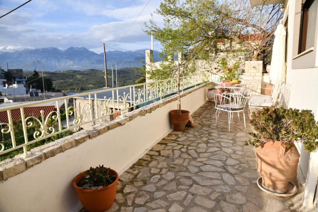 Bella Vista Apartment in Kamilari, South Crete