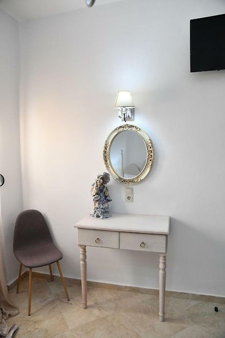 Kleopatra Apartment for rent in Kamilari, South Crete