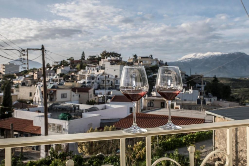 Bella Vista Apartment in Kamilari, South Crete