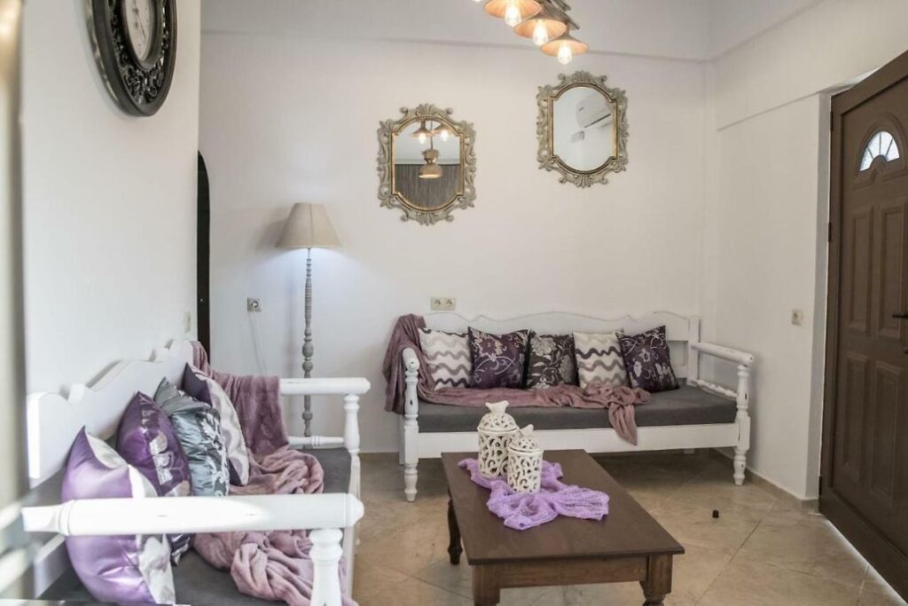 Kleopatra Apartment for rent in Kamilari, South Crete