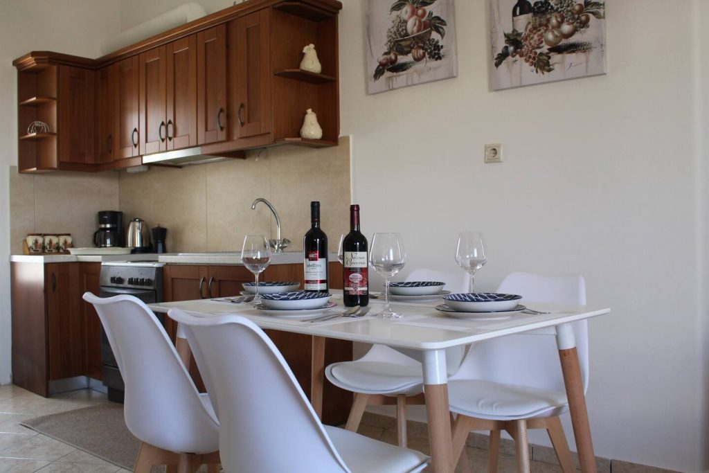 Dimokritos Apartment for rent Pitsidia, South Crete