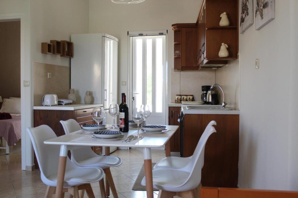 Dimokritos Apartment for rent Pitsidia, South Crete