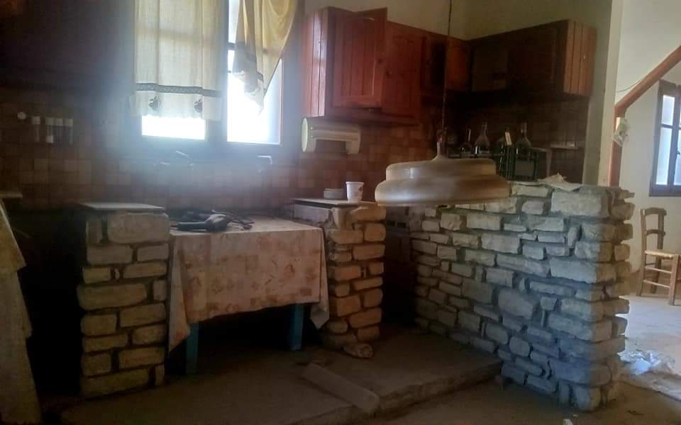 Old House for sale in Petrokefali, South Crete