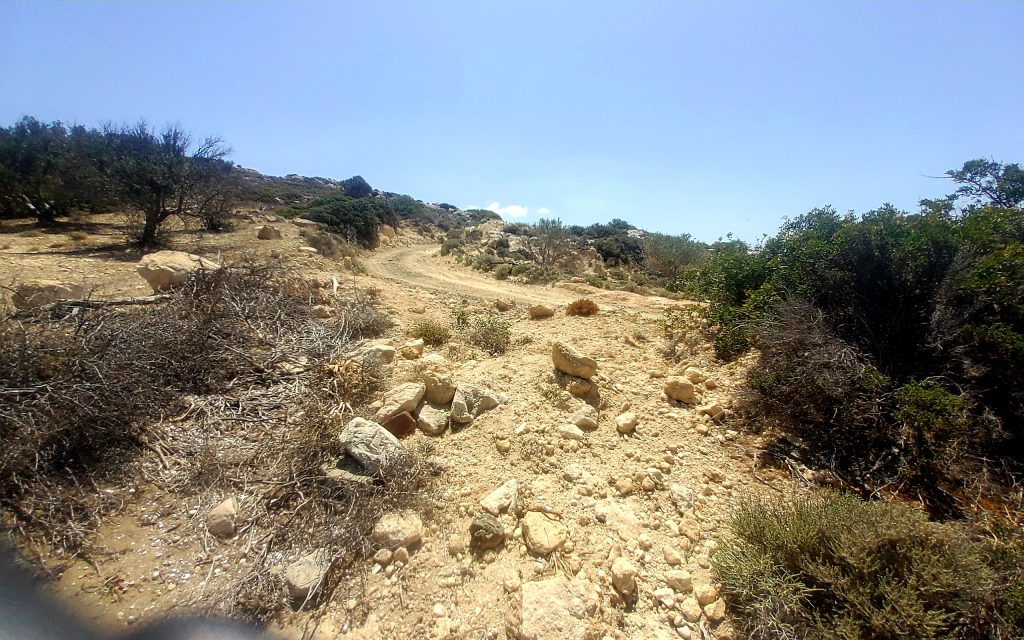 Plot for Sale between Pitsidia and Matala