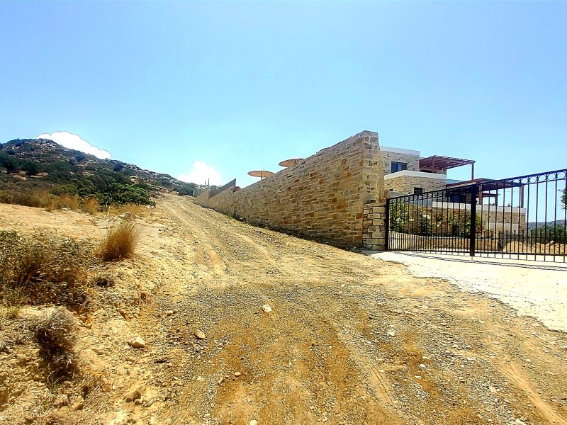 Plot for Sale between Pitsidia and Matala