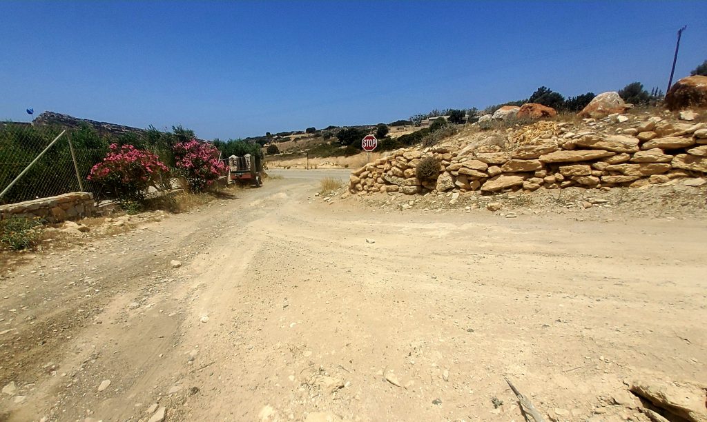 Plot for Sale between Pitsidia and Matala