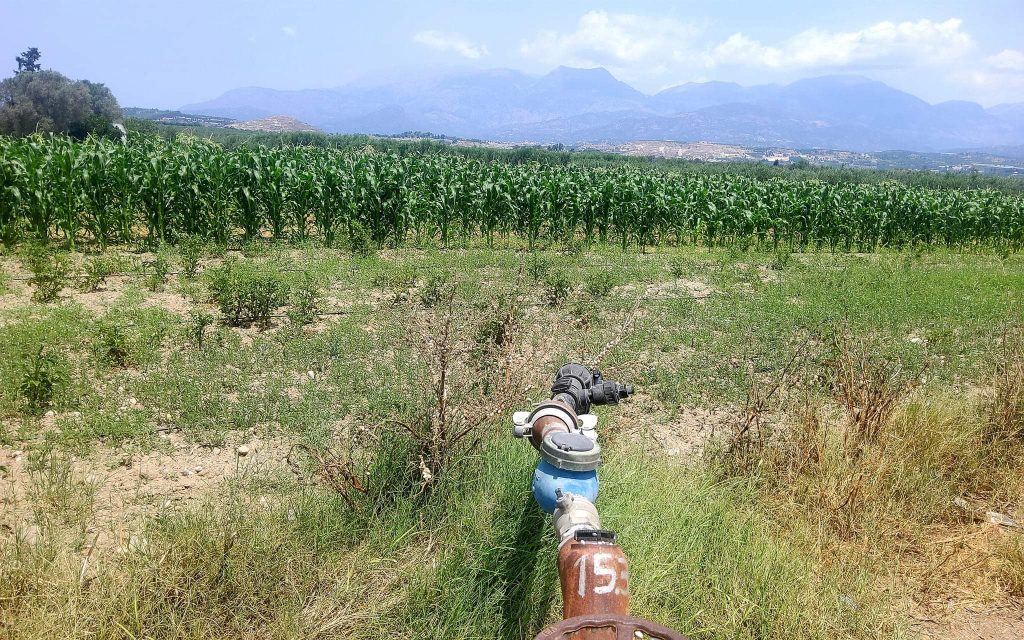 Plot for sale between Petrokefali and Sivas