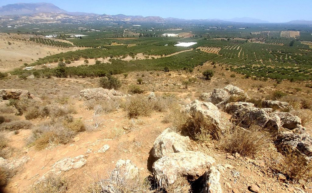 Plot for sale in Pombia South Crete