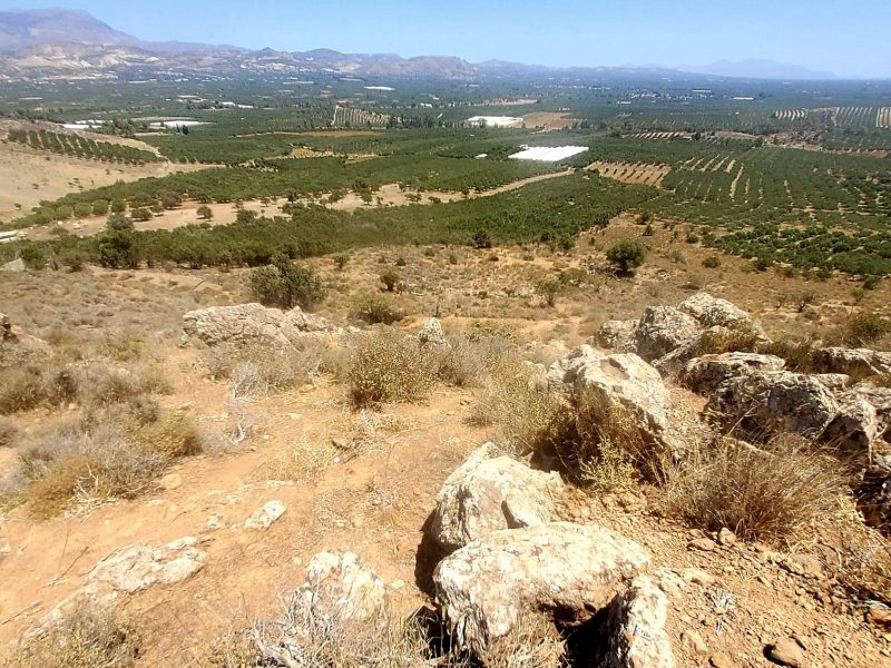 Plot for sale in Pombia South Crete