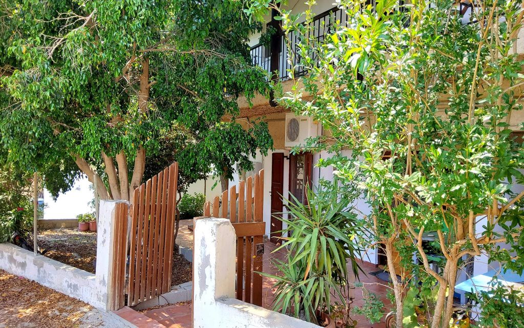 Building for sale inside Pitsidia South Crete