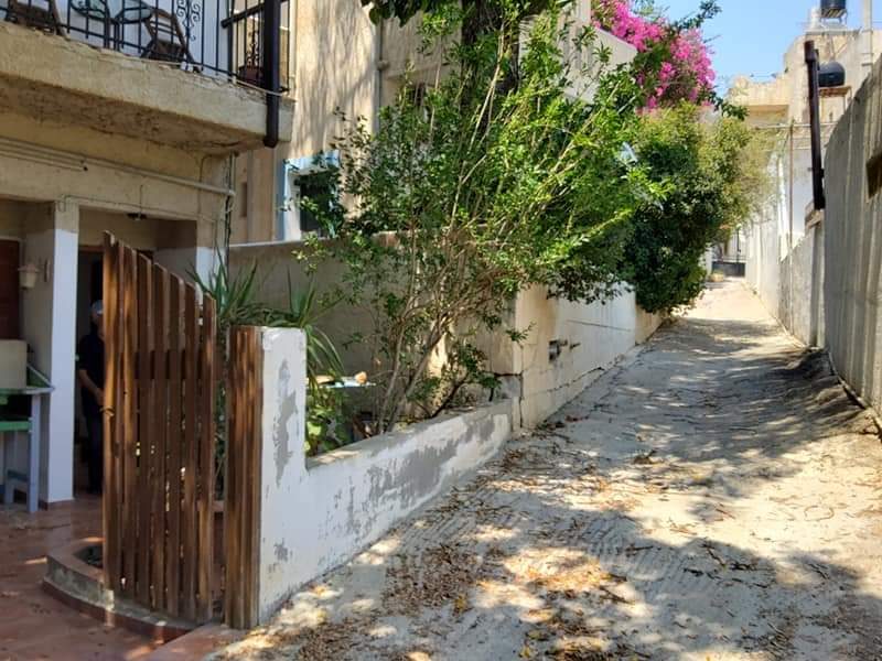 Building for sale inside Pitsidia South Crete