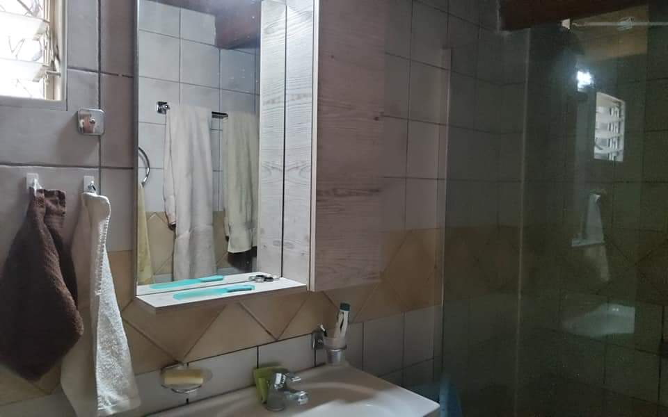 Building for sale inside Pitsidia South Crete