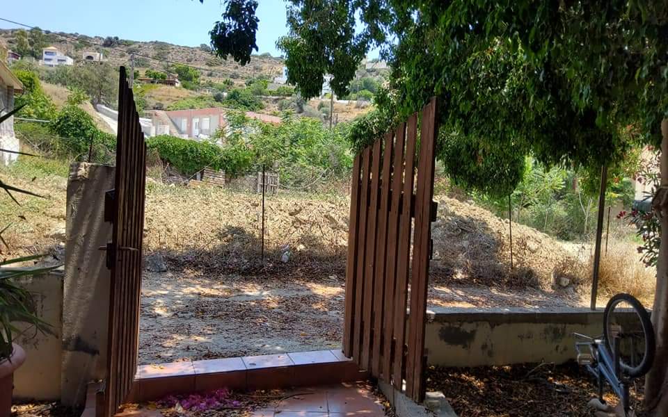 Building for sale inside Pitsidia South Crete