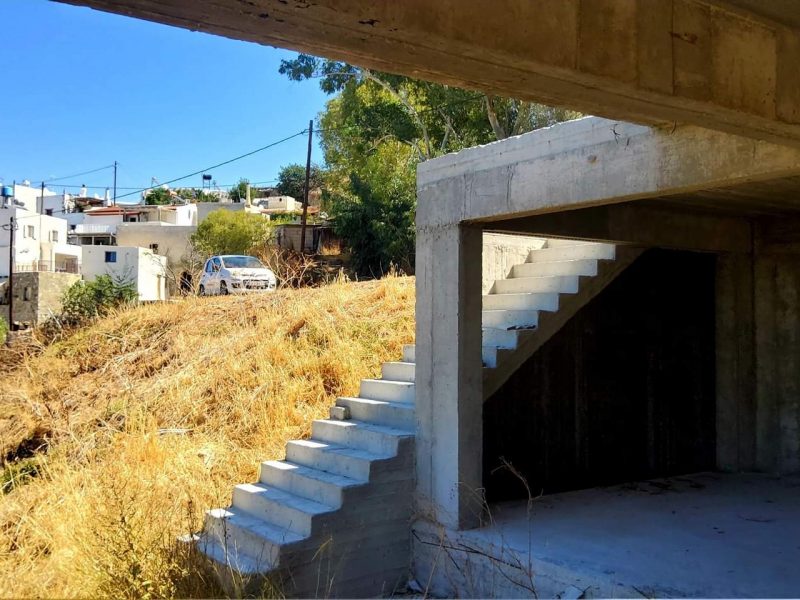 Building for sale in Kouses South Crete