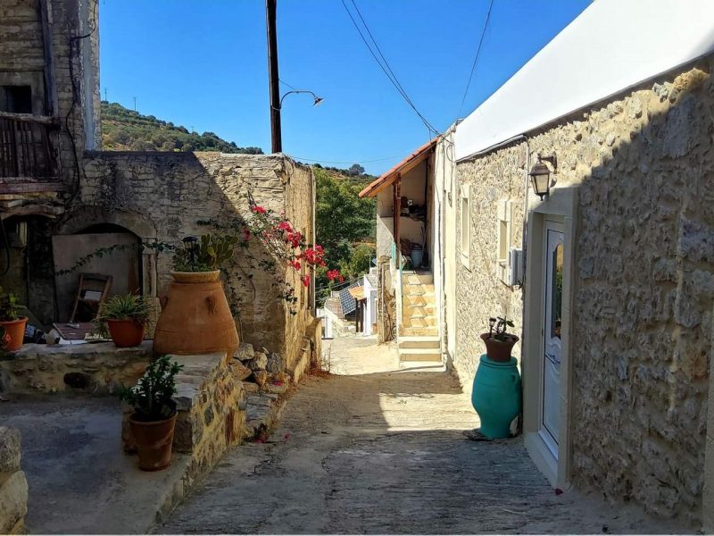 Renovated House for Wintertime-Rent in Kouses