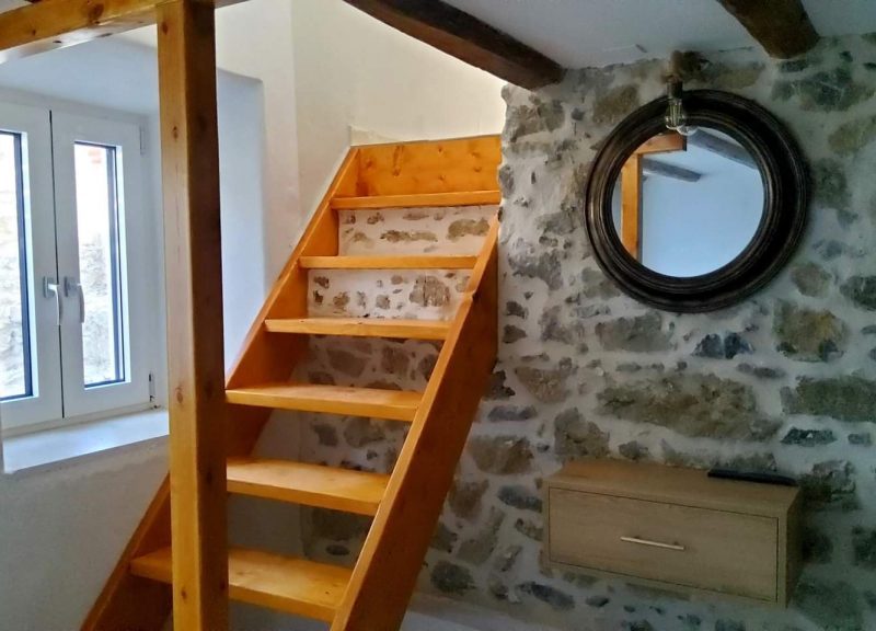 Renovated traditional House for Wintertime Rent in Kouses