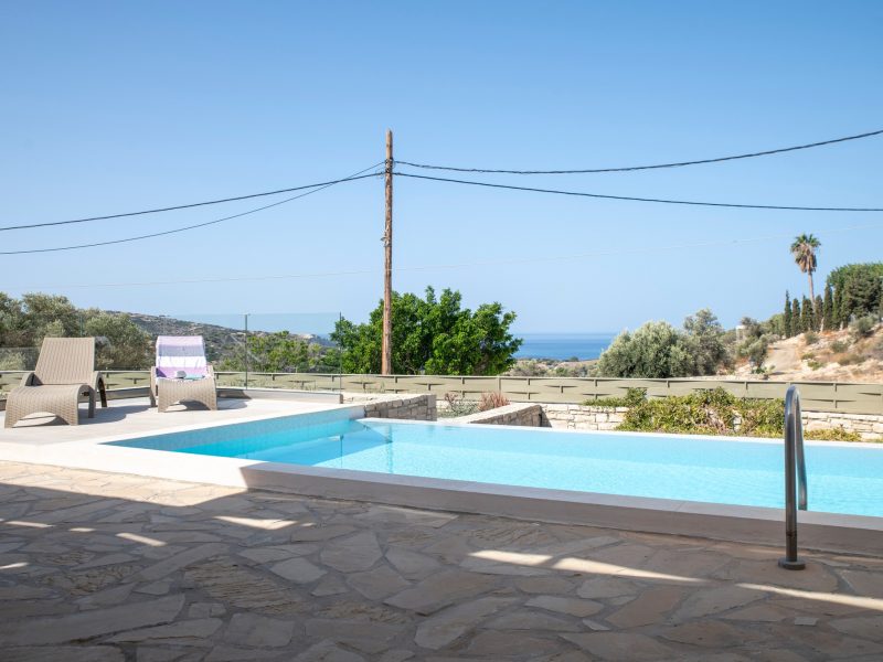 Luxurious villa for sale in Pitsidia South Crete