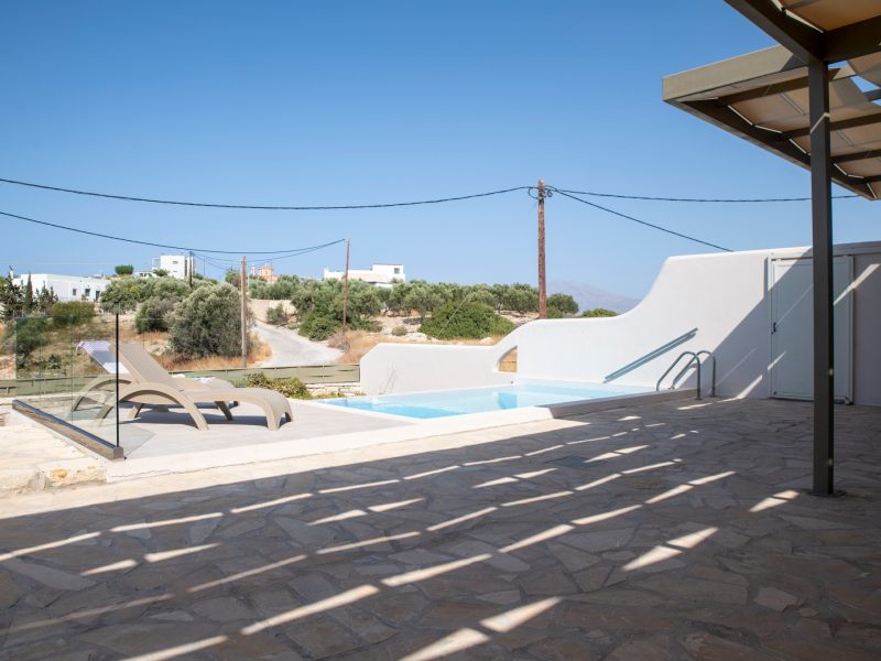 Luxurious villa for sale in Pitsidia South Crete