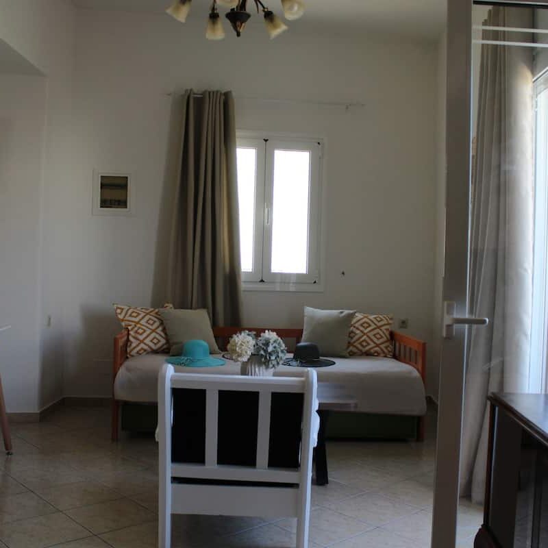 Dimokritos Apartment in Pitsidia