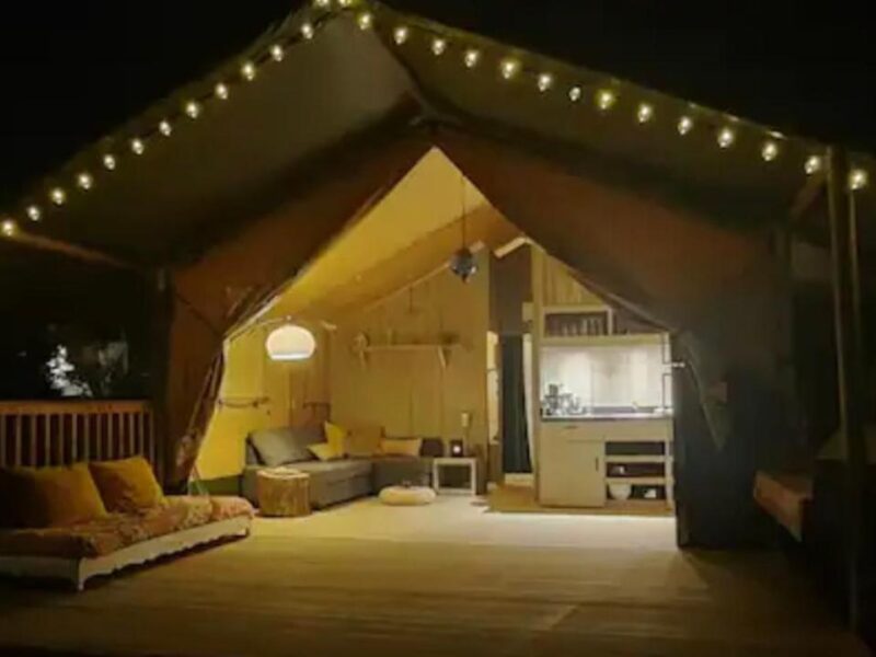 Luxe Safari Lodge Glamping Louloudia in Pitsidia