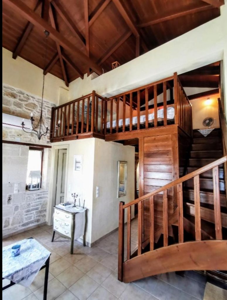 Aelia Apartment in Kamilari