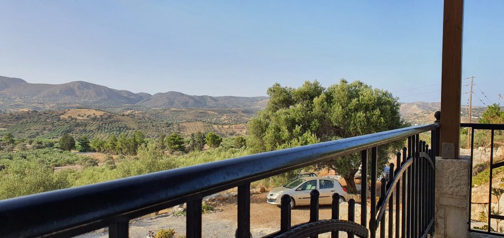 Aelia Apartment in Kamilari