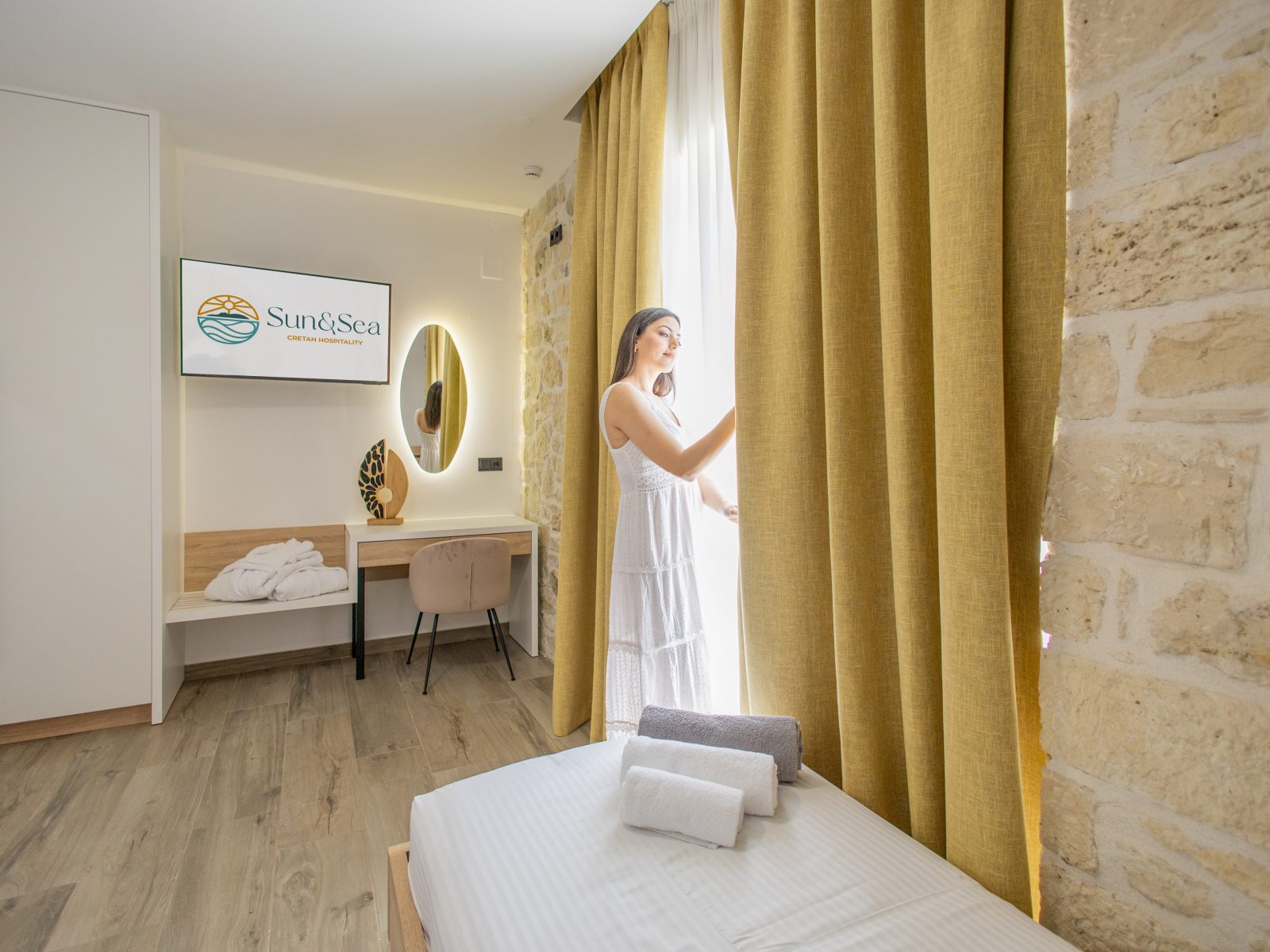 Sun and Sea Apartment Pitsida